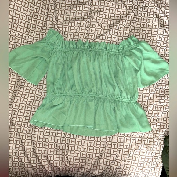 Off shoulder blouse - Picture 3 of 3